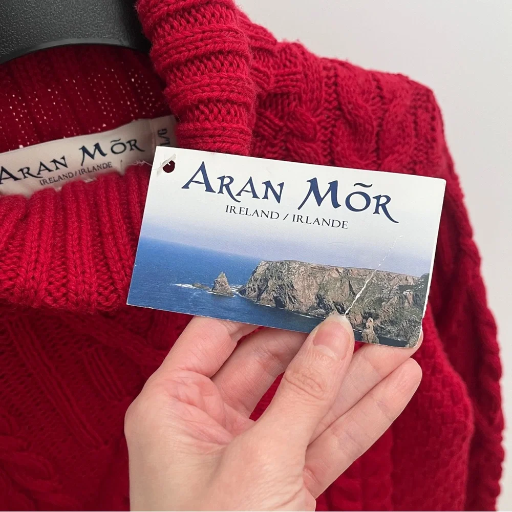 Aran Mor 100% merino wool traditional turtleneck sweater L cherry red NWT - Picture 4 of 10